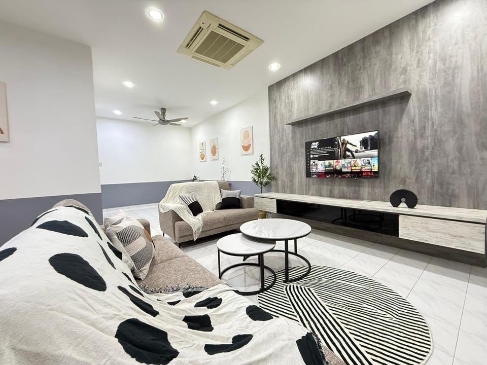 TV and multimedia, Living room