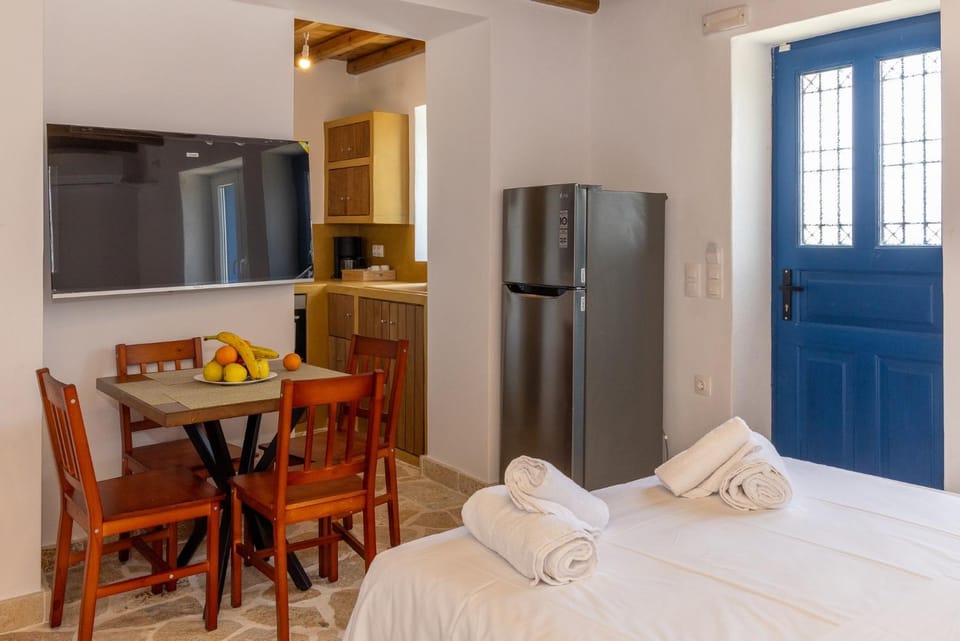 Kitchen or kitchenette, Photo of the whole room