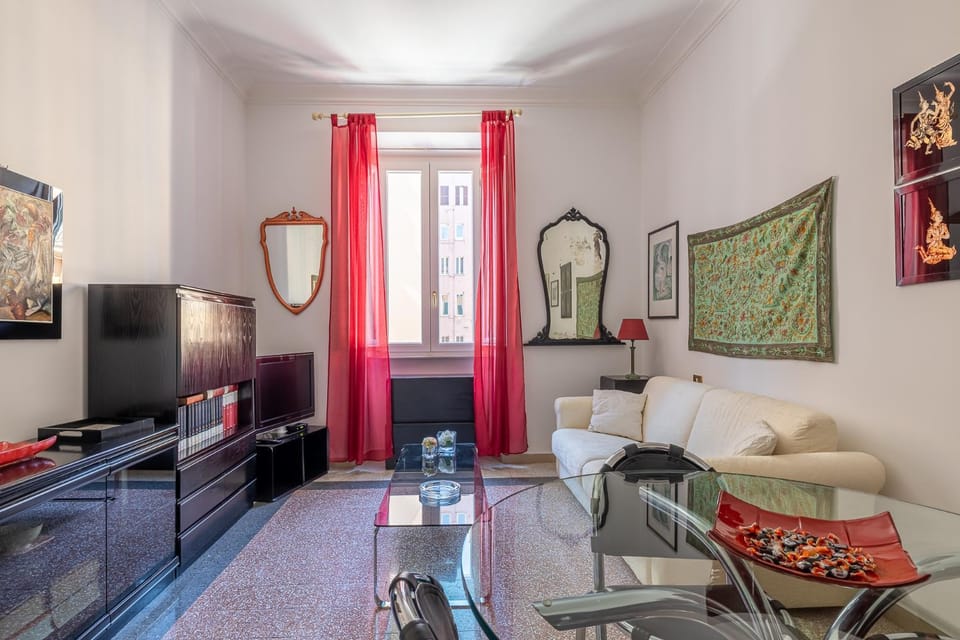 TV and multimedia, Living room, Seating area
