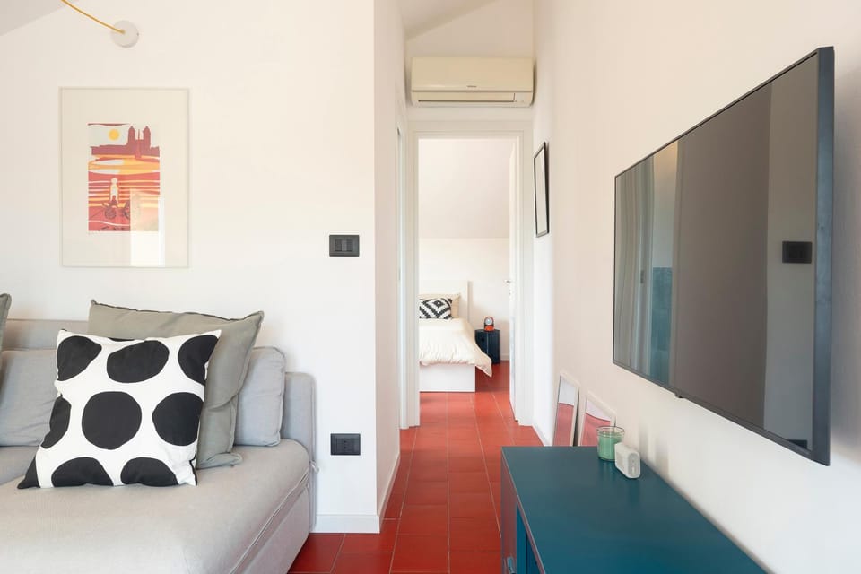 TV and multimedia, Living room, air conditioner