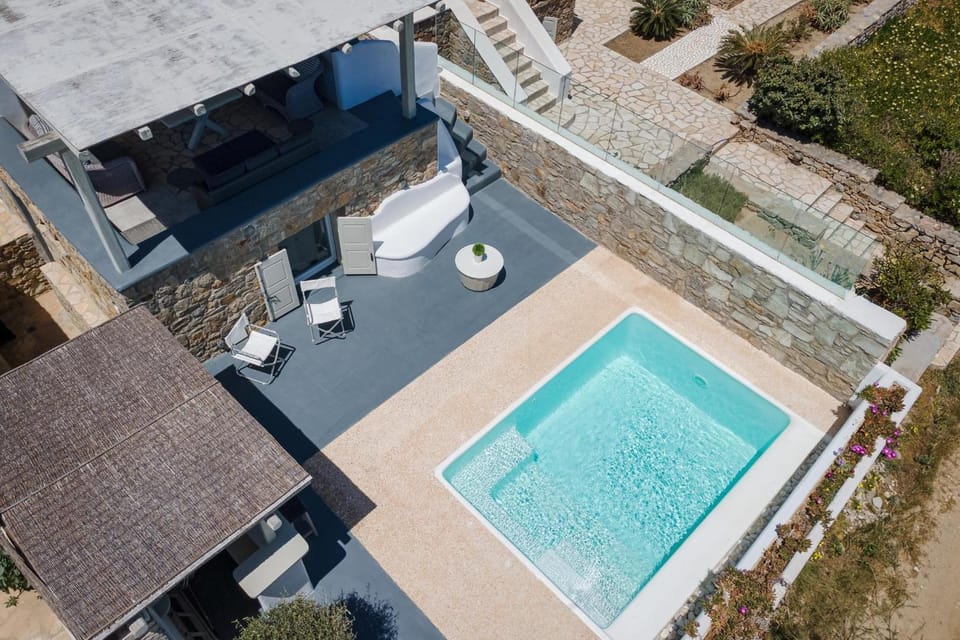 Patio, Day, Pool view, Swimming pool
