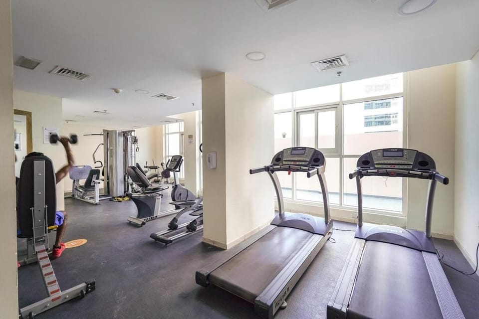 Free housekeeping visits during your stay - StayShort - Amazing Studio for 2 in Sports City Apartment in Dubai