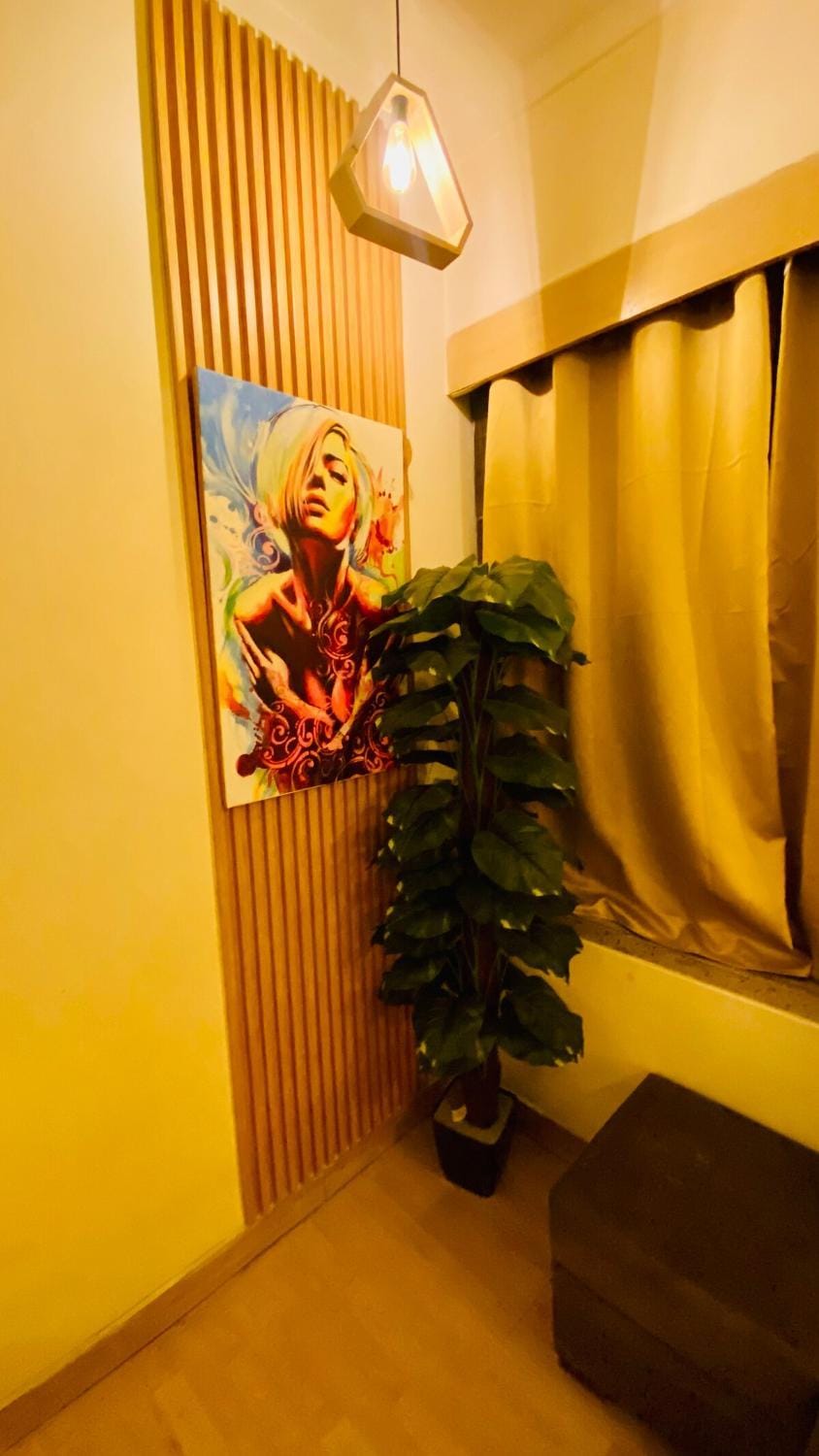 Beautiful entire studio Apartment in Uttar Pradesh