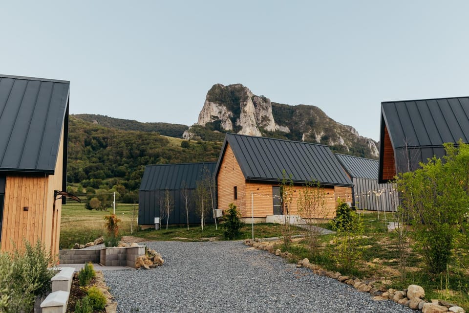 Property building, Natural landscape, Mountain view