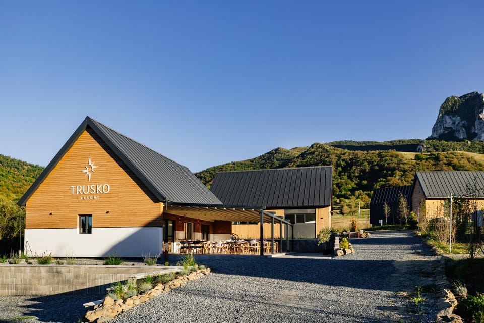Property building, Natural landscape