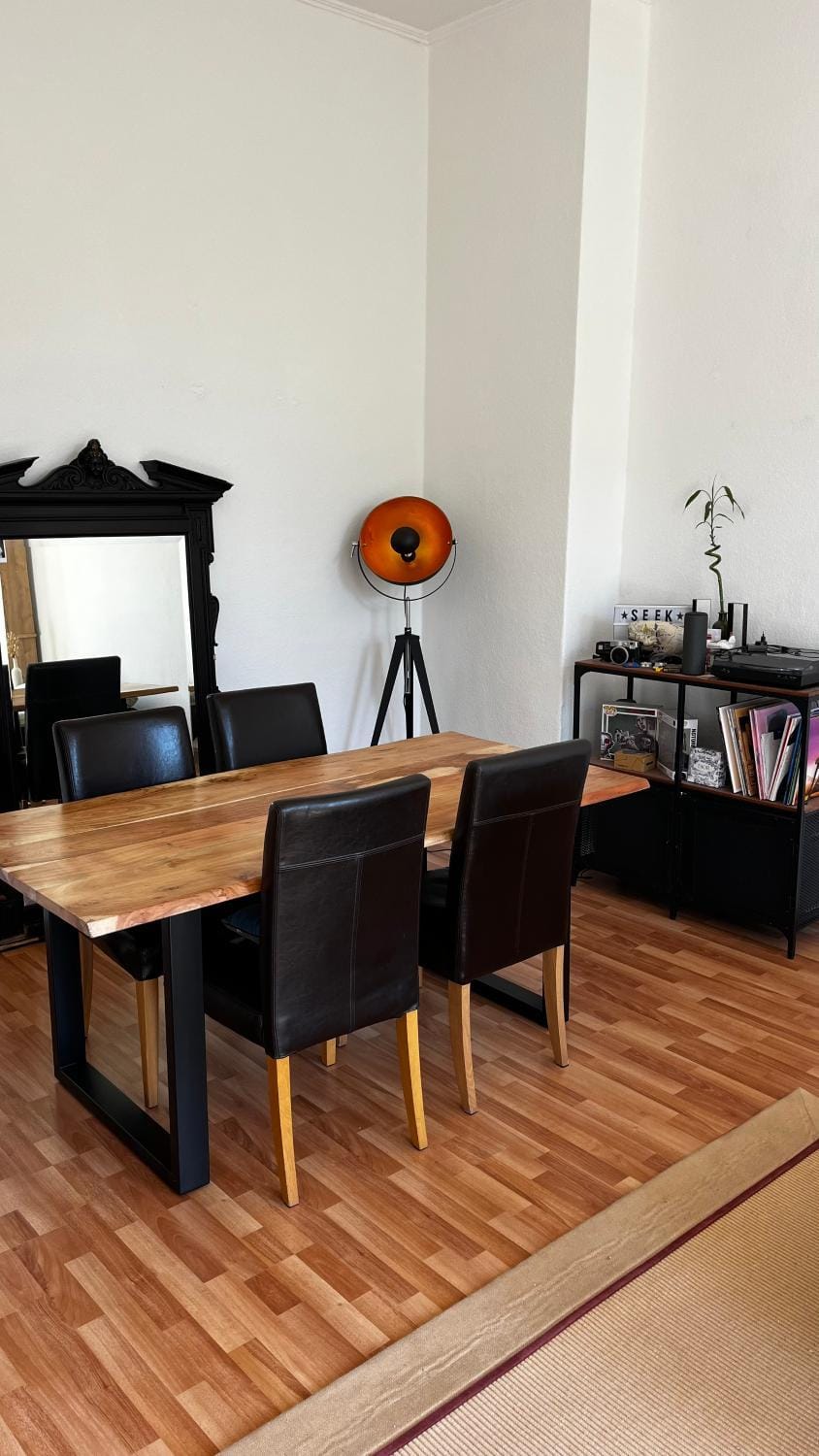 Living room, Seating area, Dining area