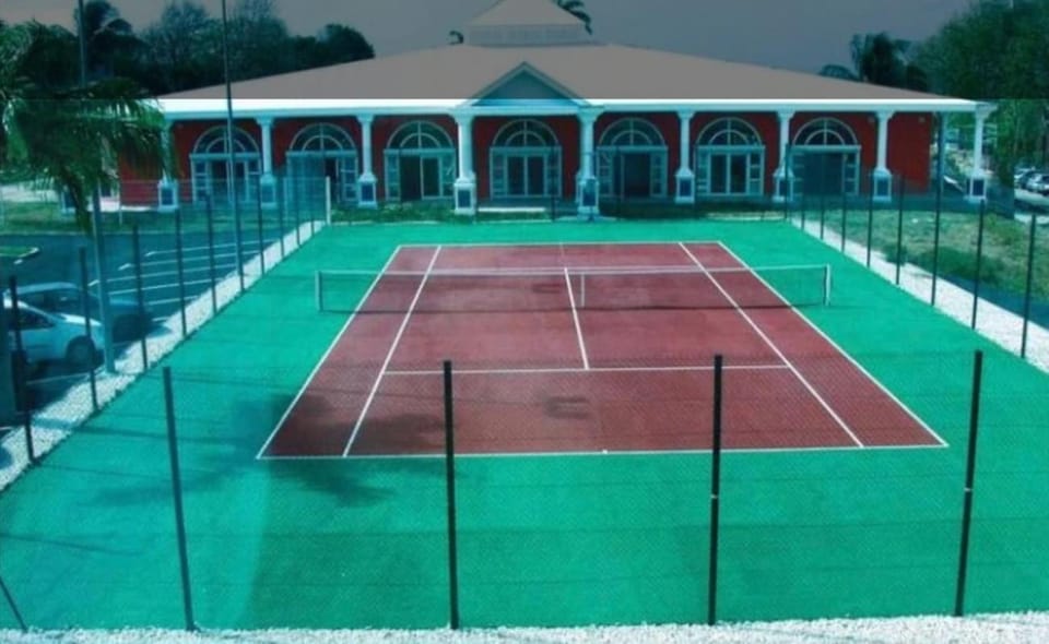 Tennis court