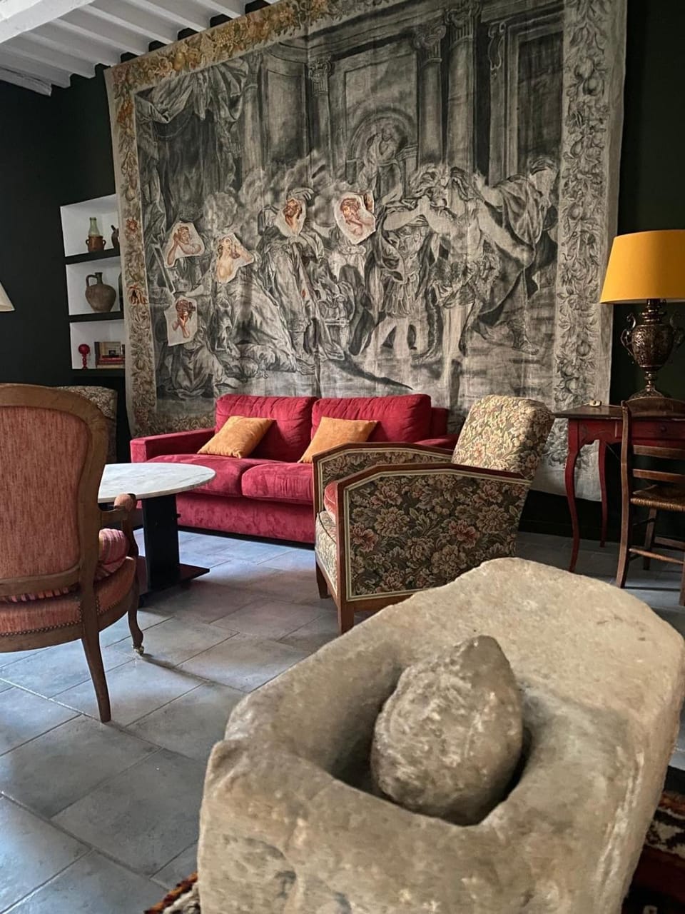 Living room, Decorative detail