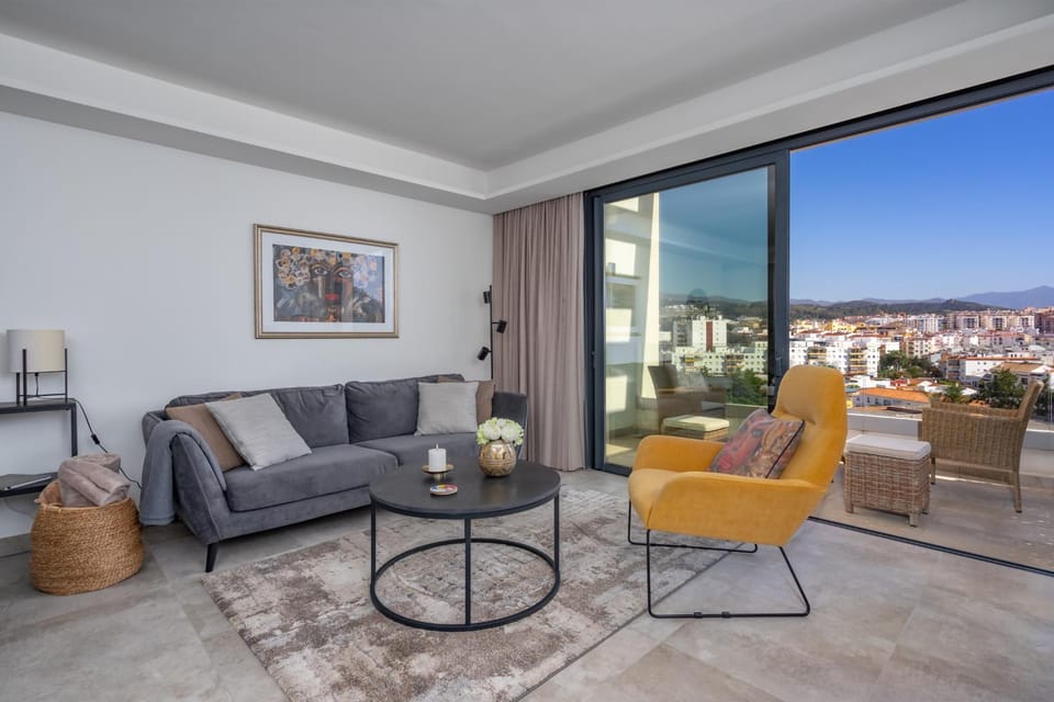 Lica Infinity Collection Penthouse Altana Apartment in Estepona