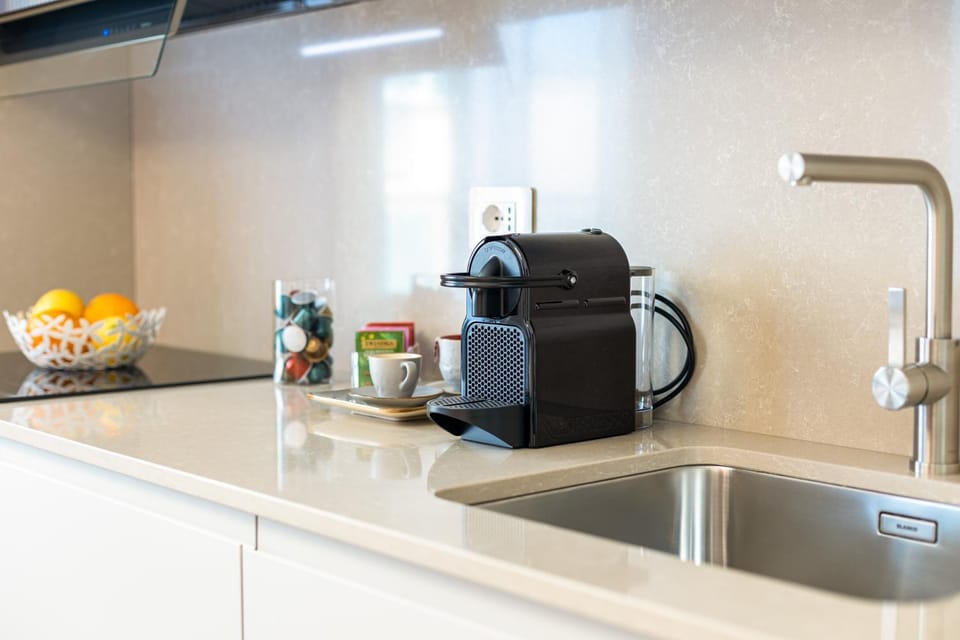 Coffee/tea facilities, Kitchen or kitchenette, kitchen
