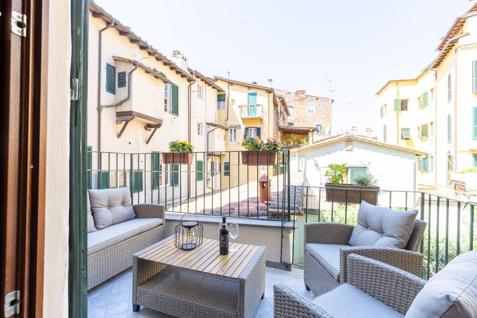 Patio, Day, View (from property/room), Balcony/Terrace