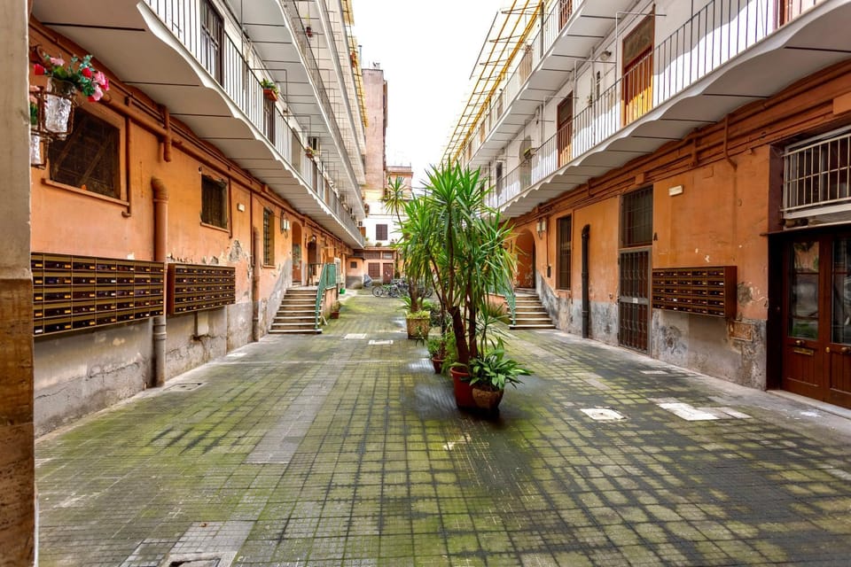 Inner courtyard view
