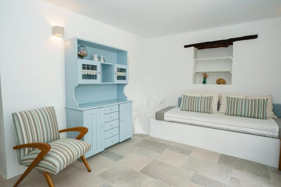 Nostos Apartment in Islands