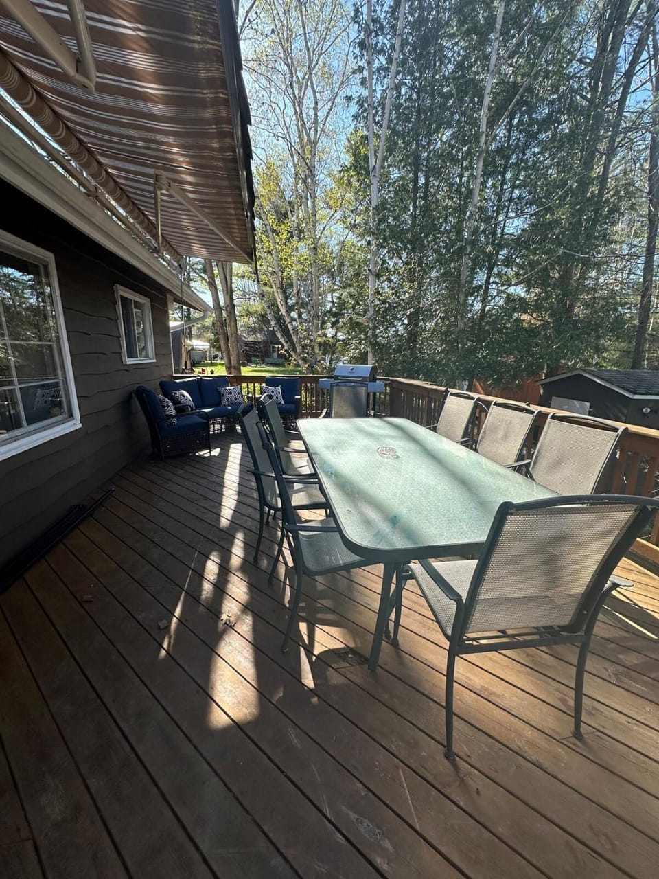 Cozy lakeside Cottage on 3 Mile Lake with Wifi House in Huntsville