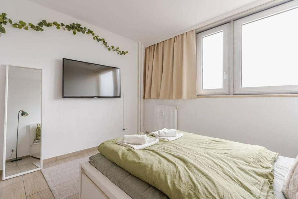 Schönes Apartment mit Parkplatz & 24h CheckIn 2 Apartment in Cologne