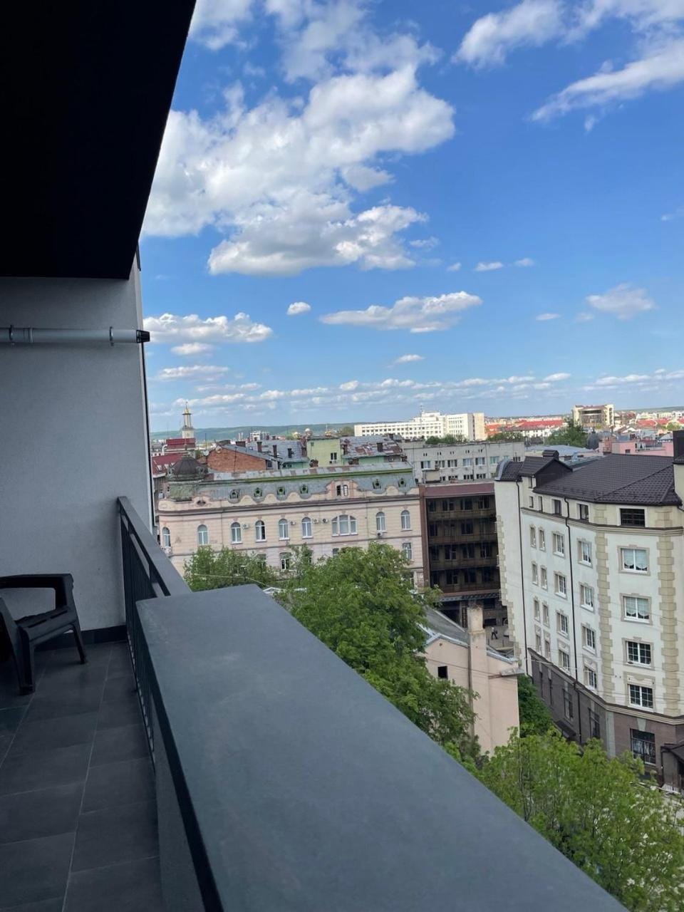 View (from property/room), Balcony/Terrace, City view