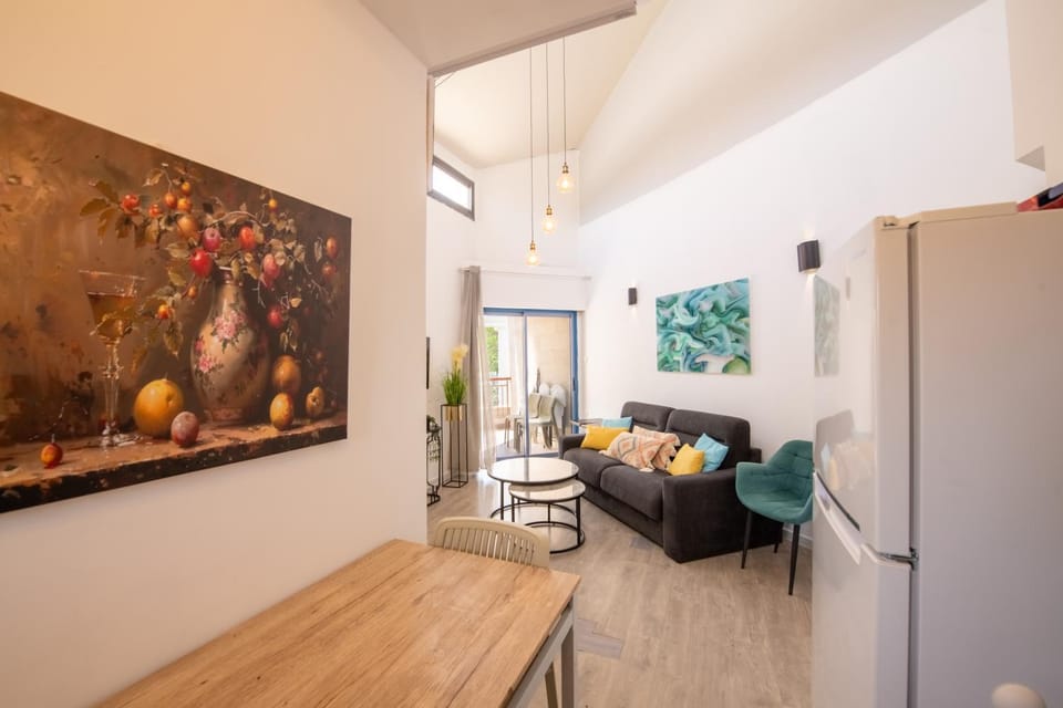 Queen's Palace at Royal park Eilat -Amazing Pool Apartment in Eilat