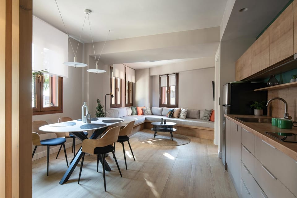 Kitchen or kitchenette, Living room, Dining area