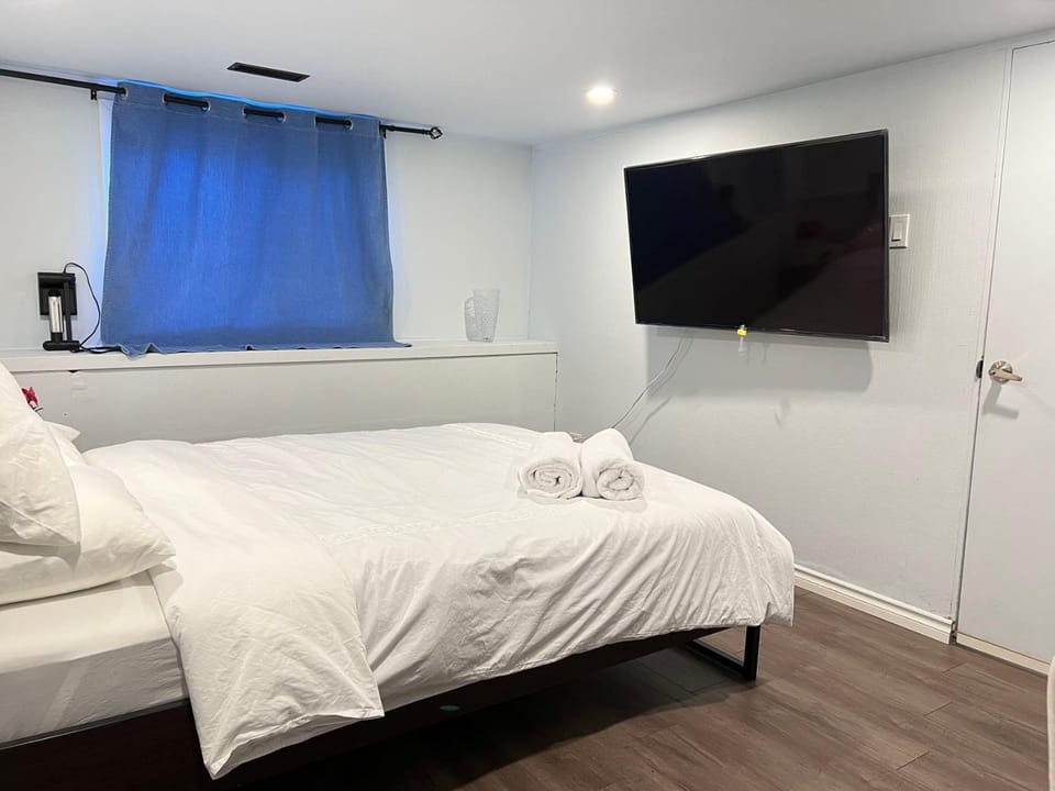 ᴮ Near UBC One separate Bedroom Vacation rental in Vancouver