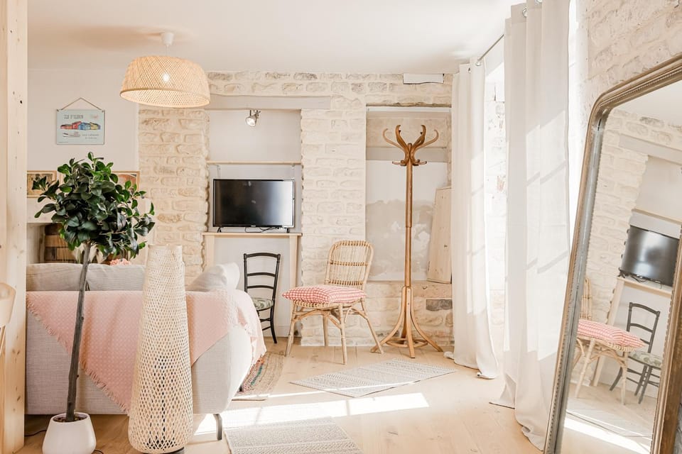 Property building, Living room