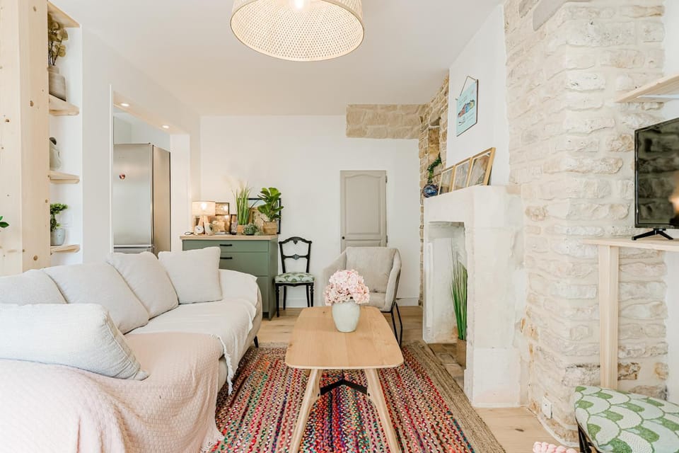 Property building, Living room