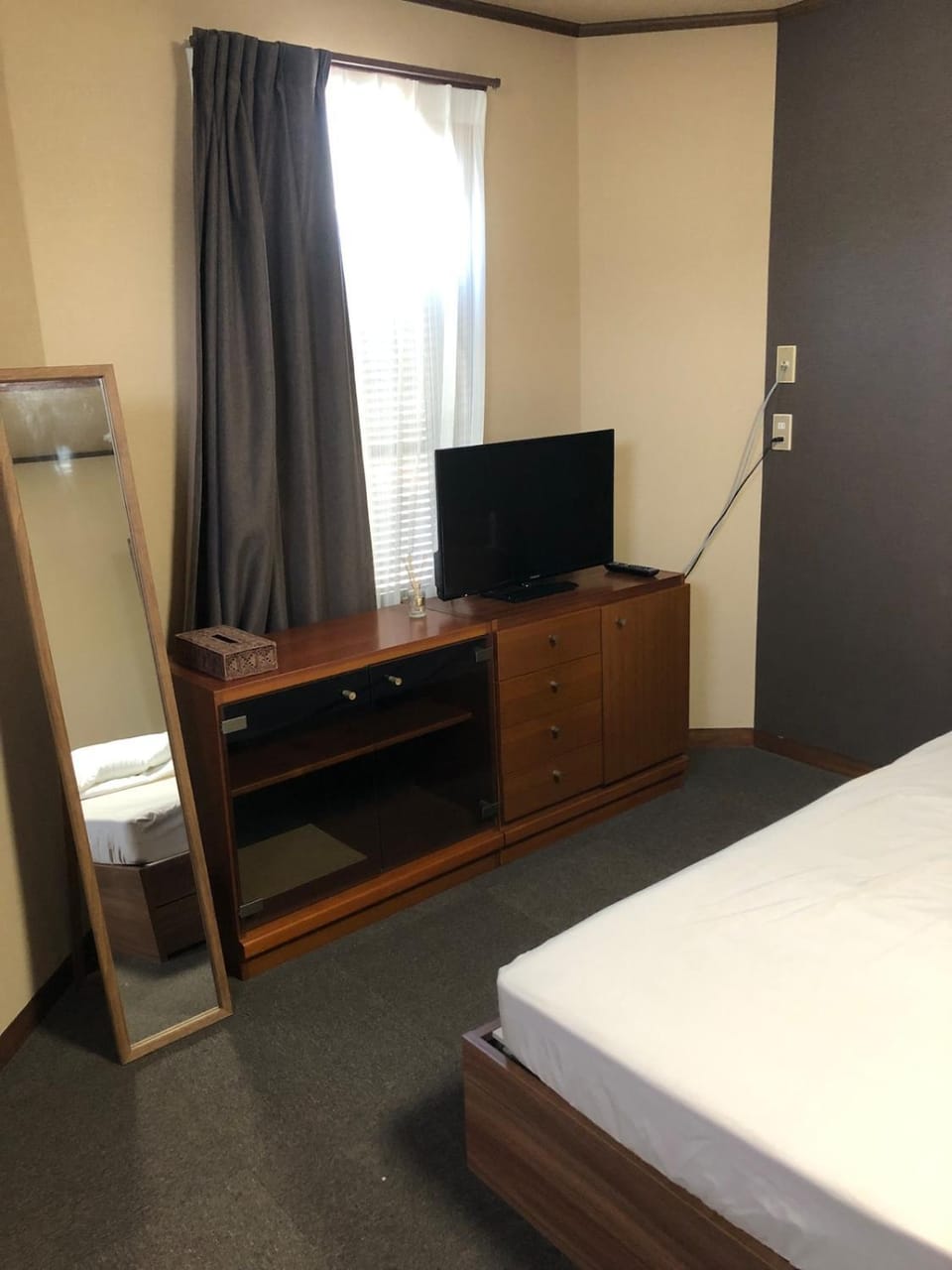 The entrance to Hakata Island Boff no tonari Apartment in Hiroshima Prefecture