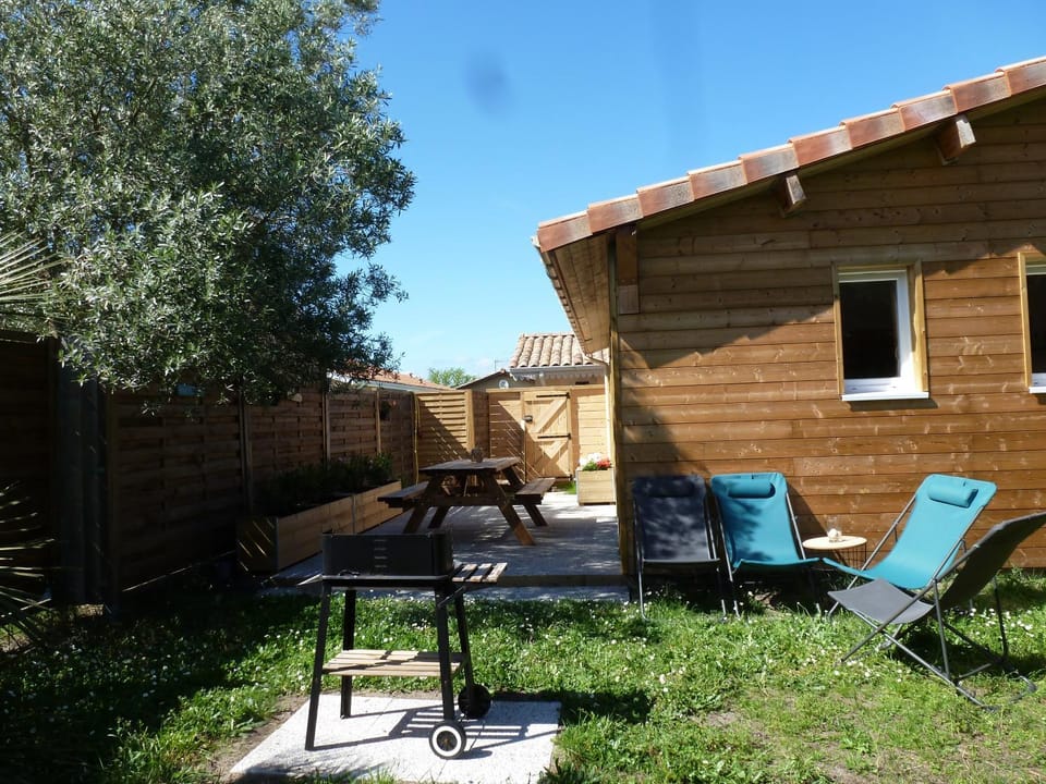 Maison style chalet au calme House in Gujan-Mestras