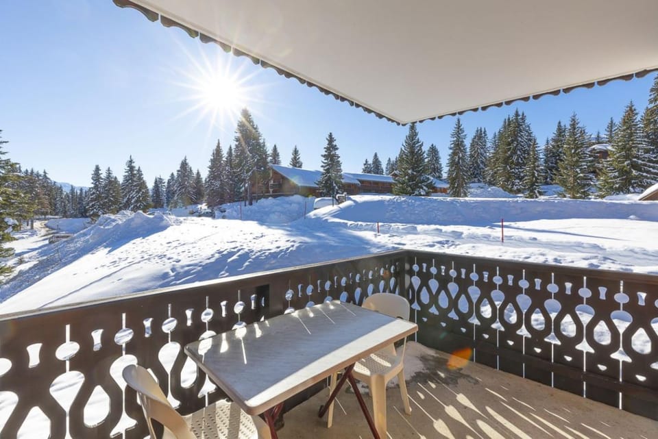 Winter, View (from property/room), Balcony/Terrace