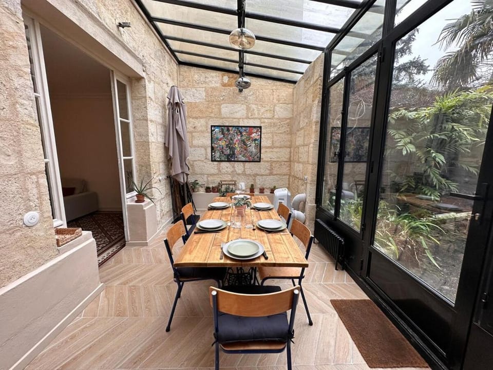Dining area, Garden view
