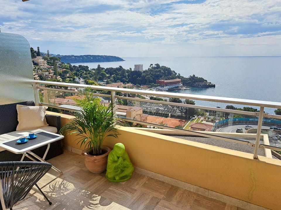 MONACO - LUXURY APARTMENT Fantastic Sea View- 1 bedroom Apartment in Monaco