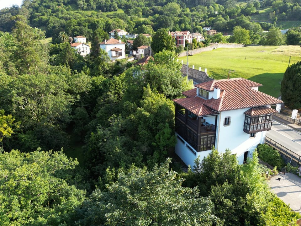 Property building, Natural landscape