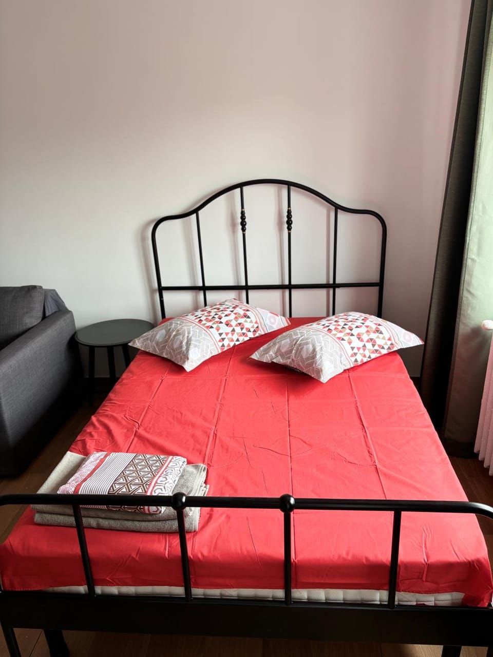 Kanso Studio Apartment in Bucharest