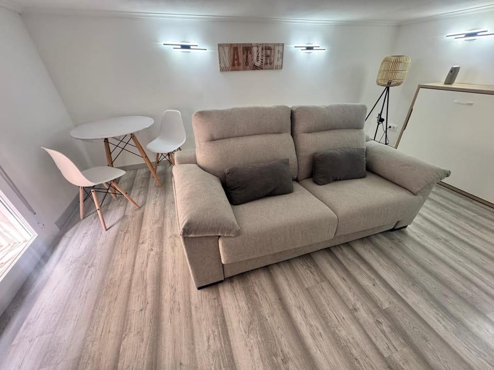 EL RINCONCITO DE MERCADERES by apartamentos Logrono Altura1M80 Apartment in Logrono