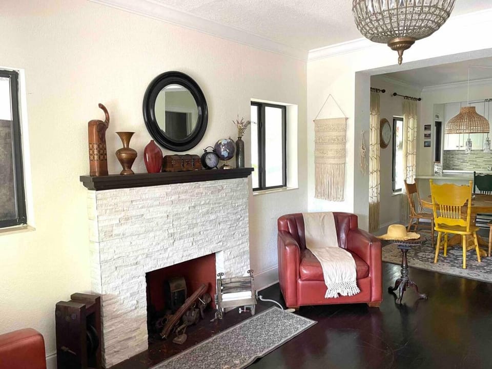 Amazing 2 Bedroom House in the Heart of Miami House in Coral Gables