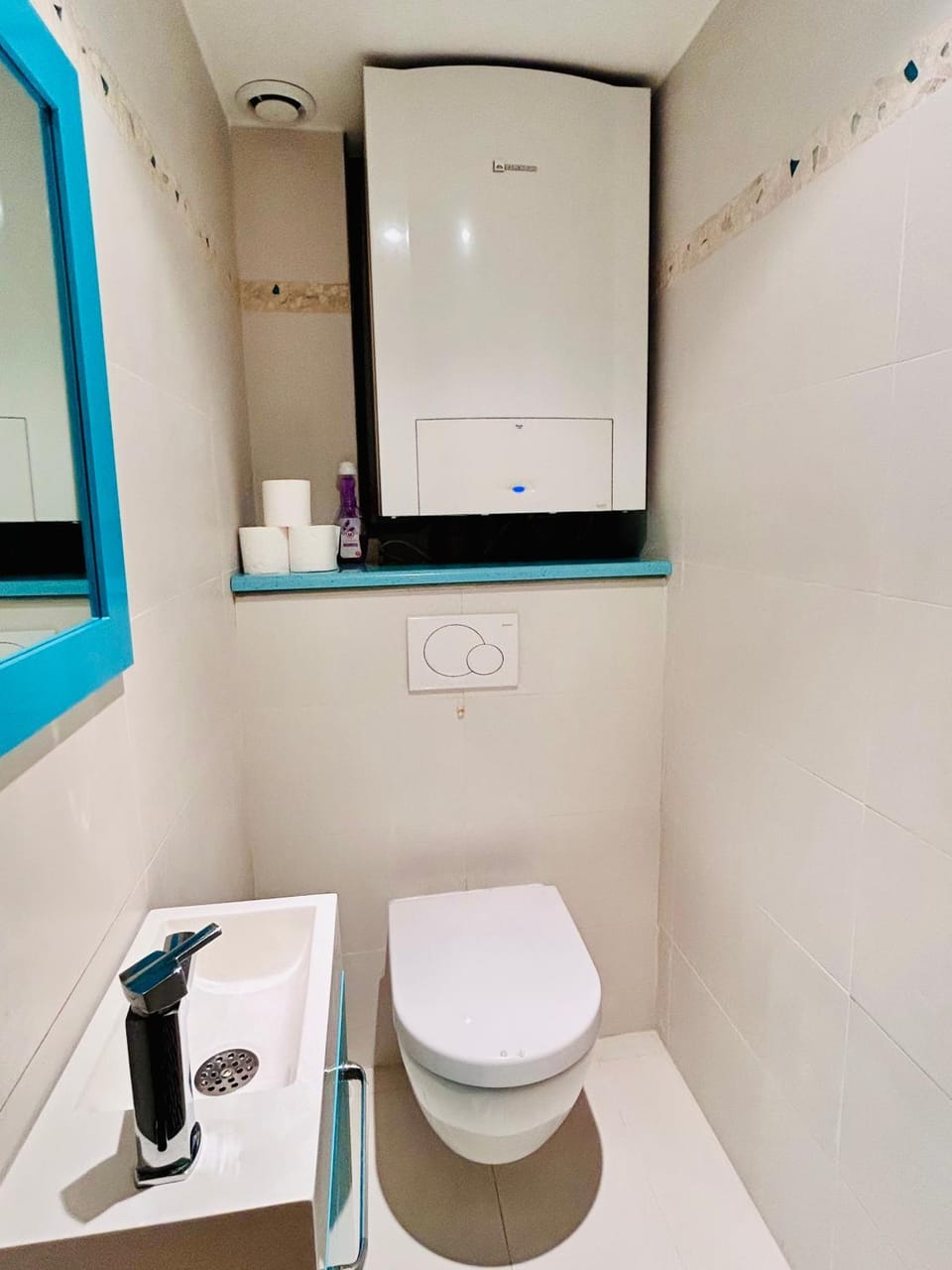 Golden Mornings, Sea, Garden, Breakfast & Free Parking Apartment in Villefranche-sur-Mer