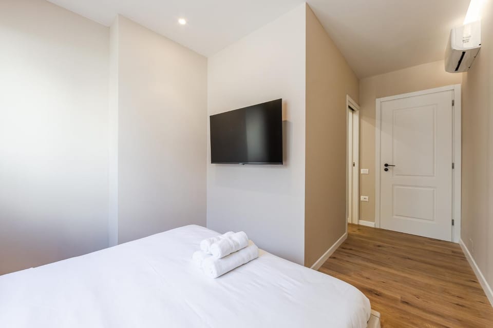 TV and multimedia, Bedroom