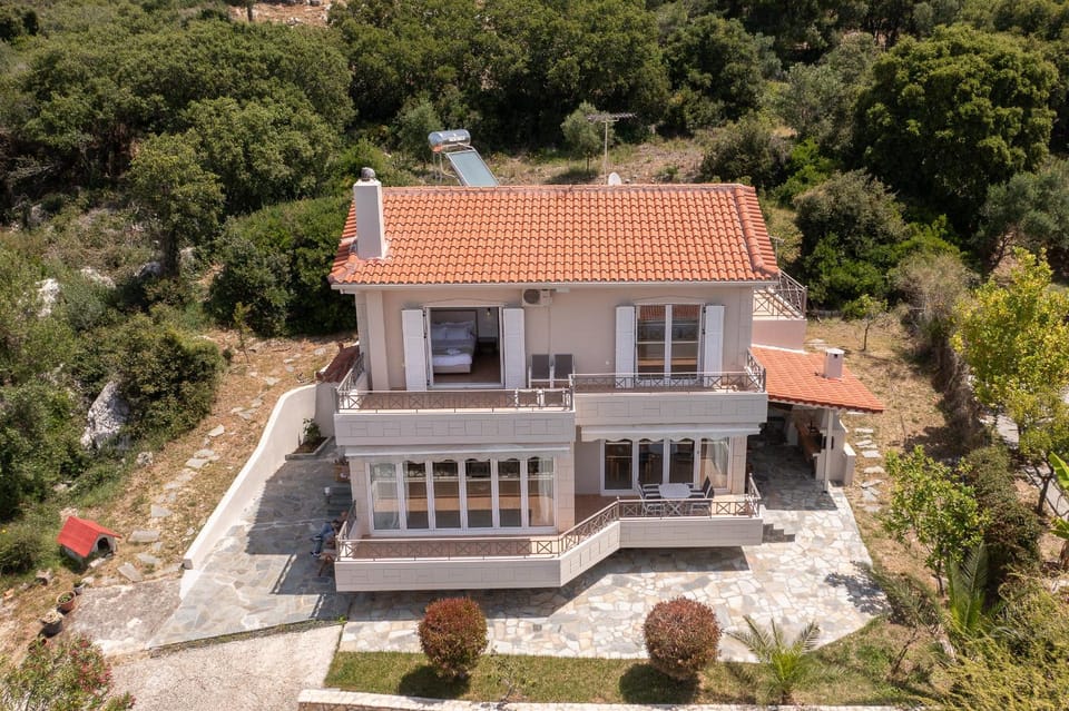 Sunset Elysian Apartment in Argostolion