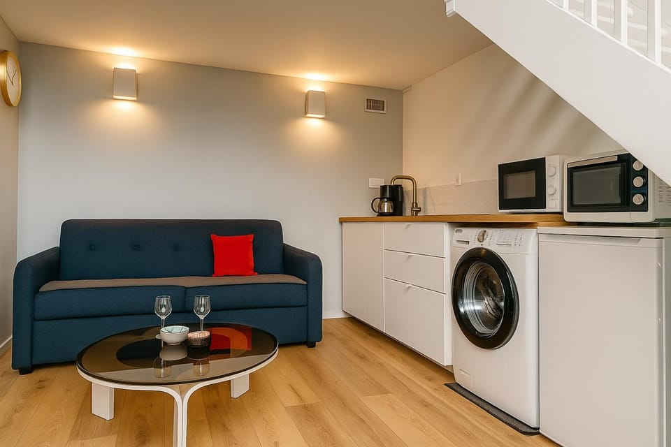 Kitchen or kitchenette, Living room, pet friendly