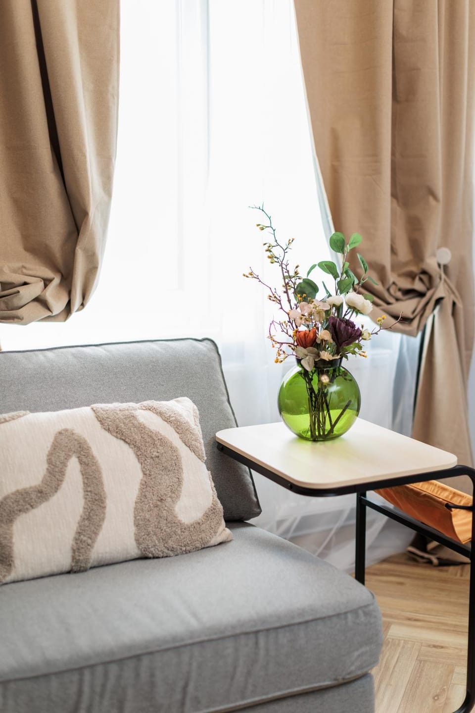 Living room, Seating area