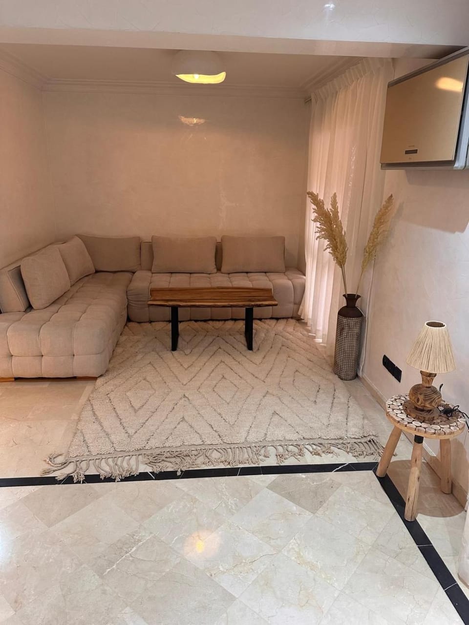 MY LOCANA - Appartement Gueliz Jaccuzi Apartment in Marrakesh
