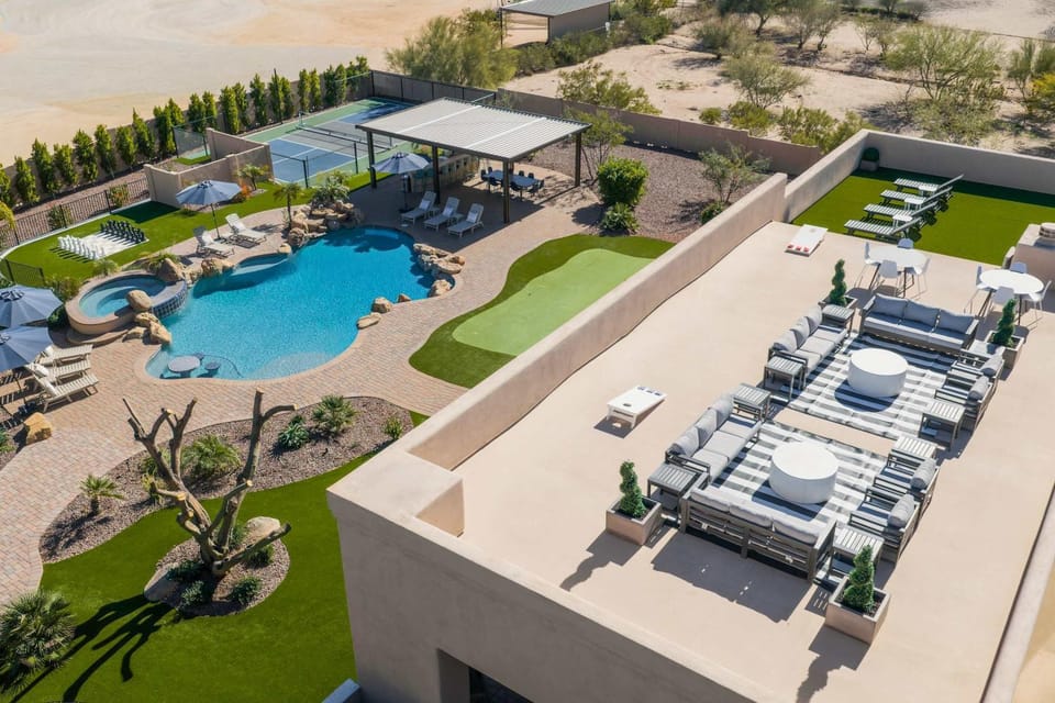 Scottsdale Rose House in Scottsdale