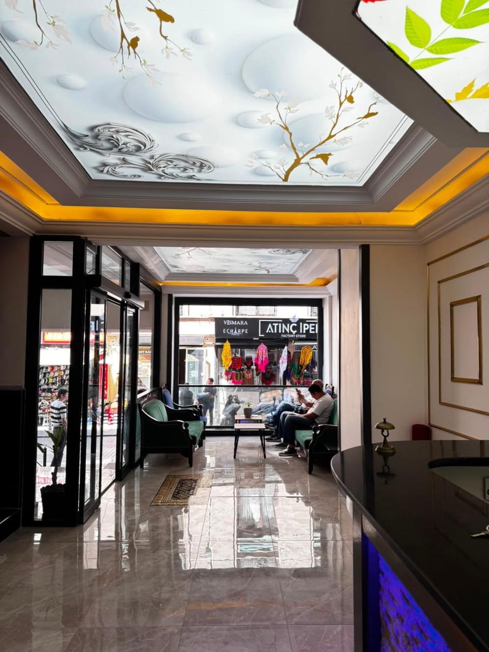 Lobby or reception, Seating area
