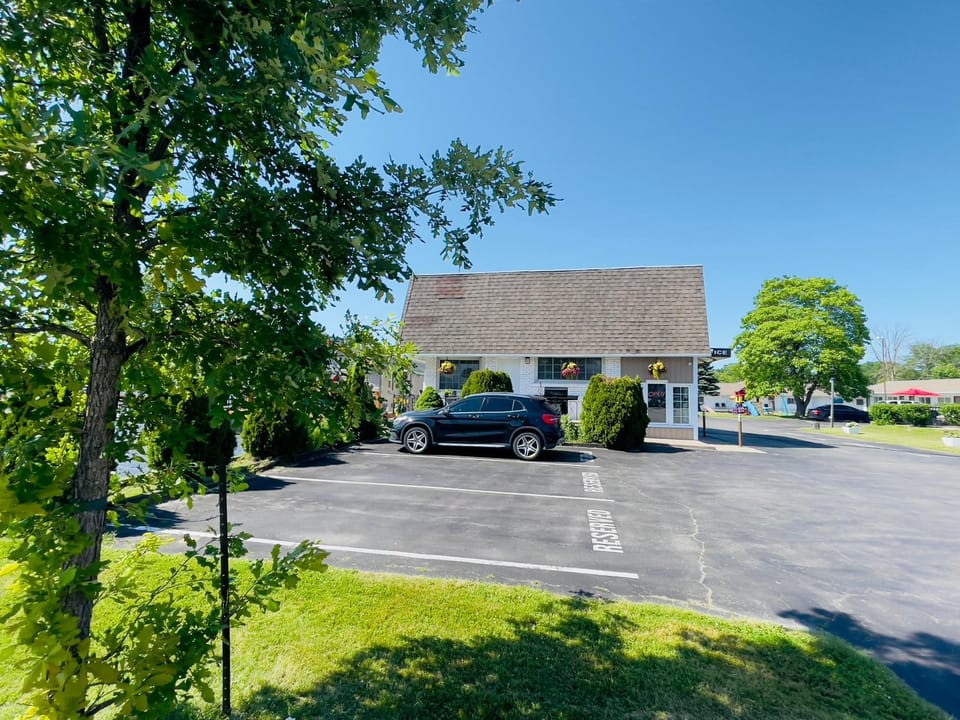 Holiday Home 7865LL House in Niagara Falls