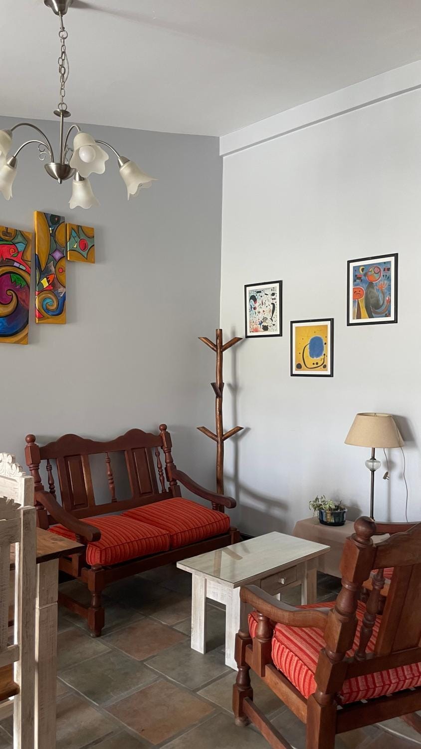 Living room, Seating area