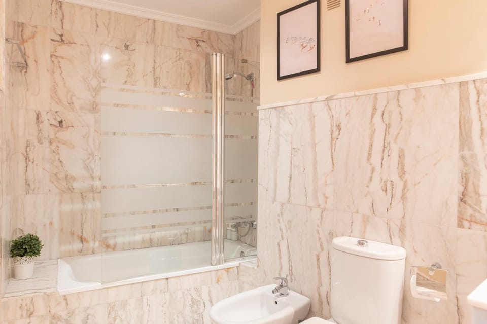 Bathroom, Bath