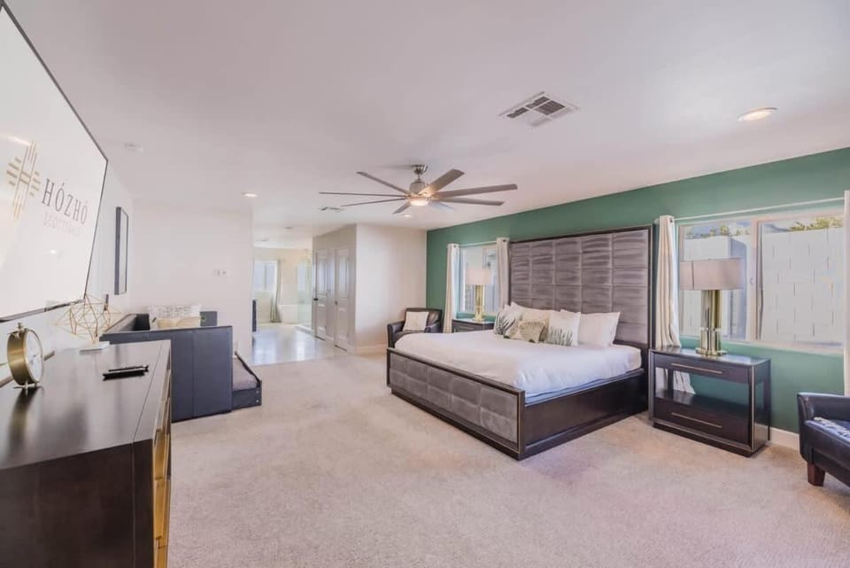 Luxe Resort Retreat House in Scottsdale