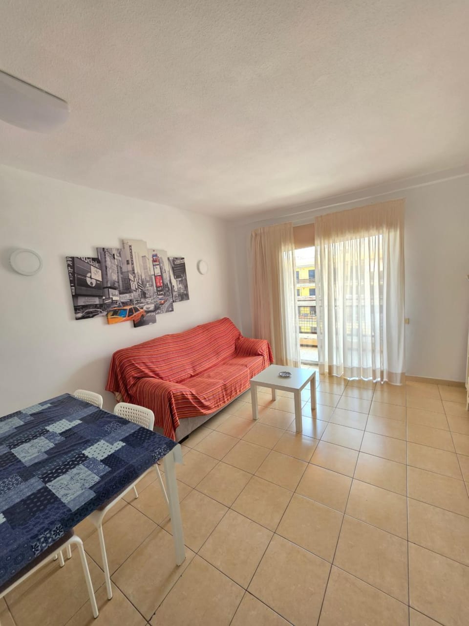 Cris Sol Sun Flower Apartment in Los Cristianos