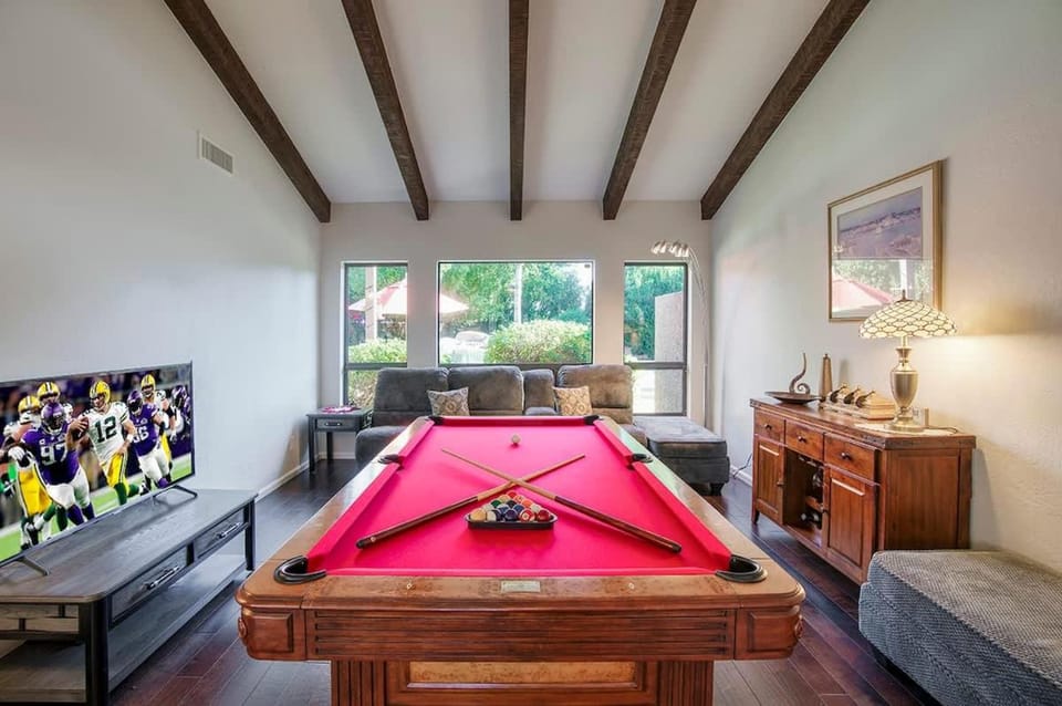 Billiard, Seating area