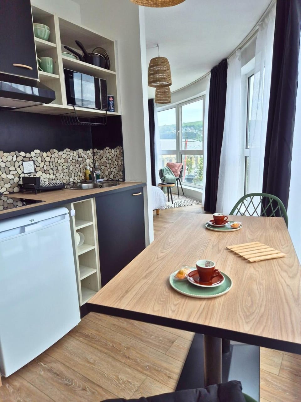 Kitchen or kitchenette, Food and drinks, Food