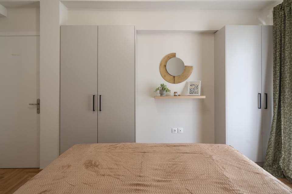 Bed, Photo of the whole room, Bedroom, wardrobe